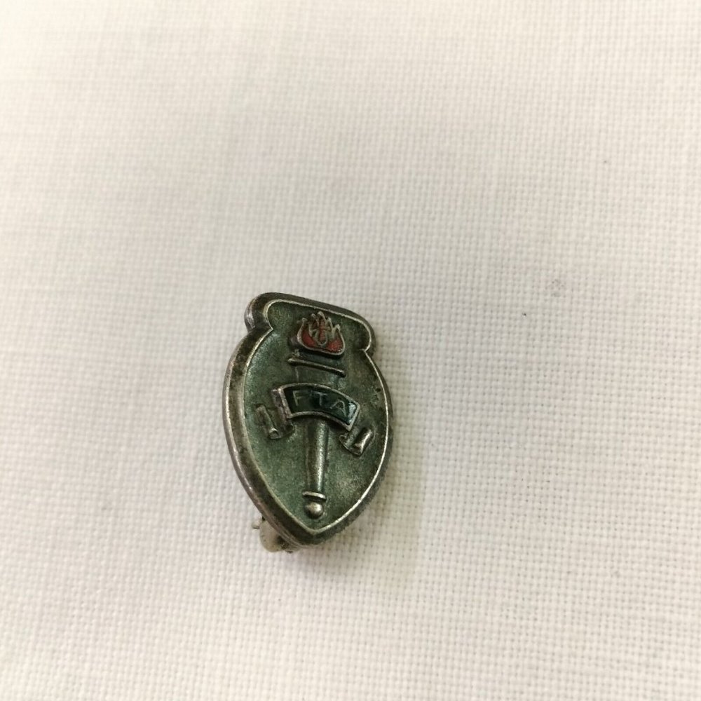 925 Sterling Silver - Vintage Enamel FTA Torch Teachers Brooch Pin